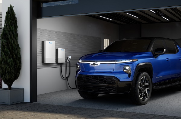 GM To Expand Vehicle To Home Charging Tech On EVs By 2026 Fleet   Gm Energy Ultium Home 02 